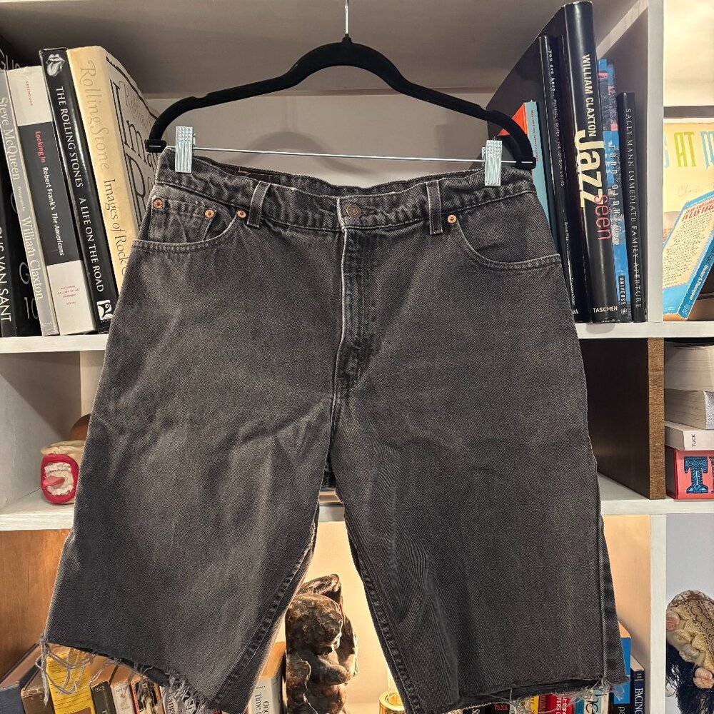 Levis 550 Cutoffs